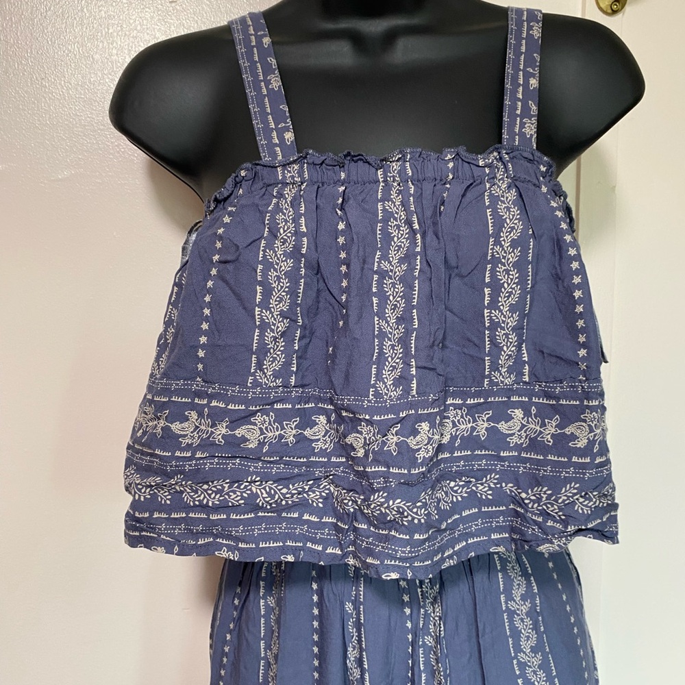 Blue Strapless Jumpsuit With Patterned Details - image 3